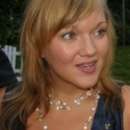 Local Woman Seeking Man for Hot and Steamy Fun